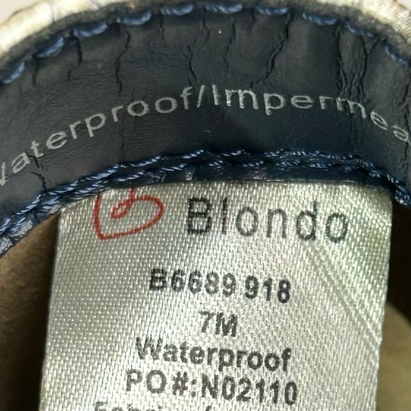 Blondo‎ Women's Neda Snakeskin Embossed Waterproof Heeled Booties Boots Size 7 - Picture 6 of 6